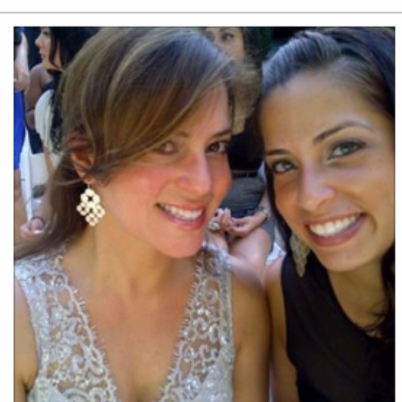 Meet your Posher, Jeannette - Picture 2 of 8